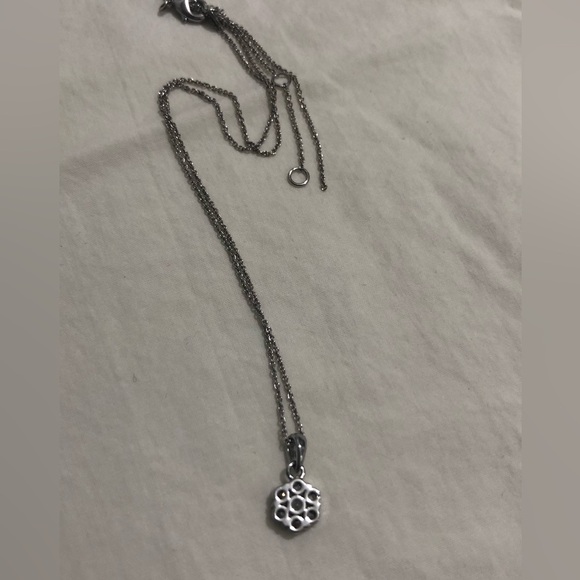 Jones New York Crystal pendant Necklace - Picture 2 of 8